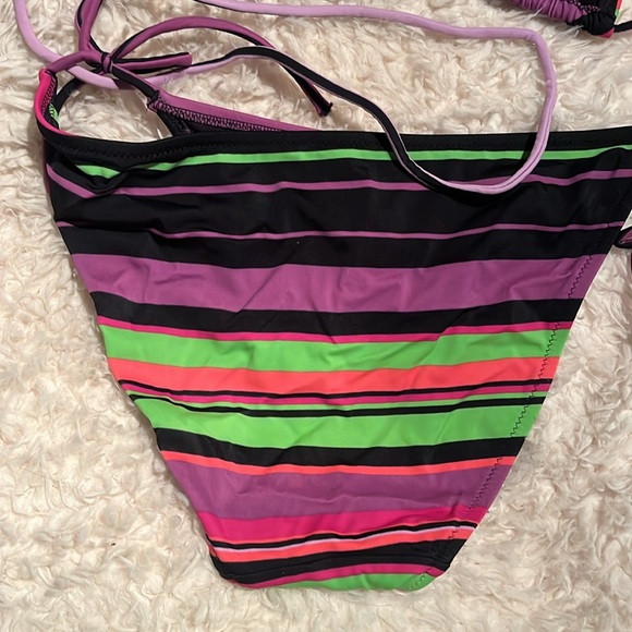 Green and Pink Victorias Secret bikini - Size M - Picture 4 of 7